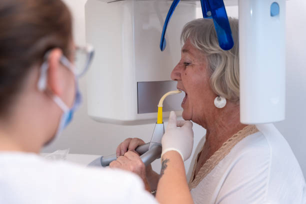 Best Tooth Infection Emergency Dentist  in Covedale, OH