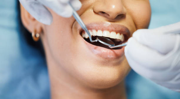 Best Dentist Open Late Near Me  in Covedale, OH